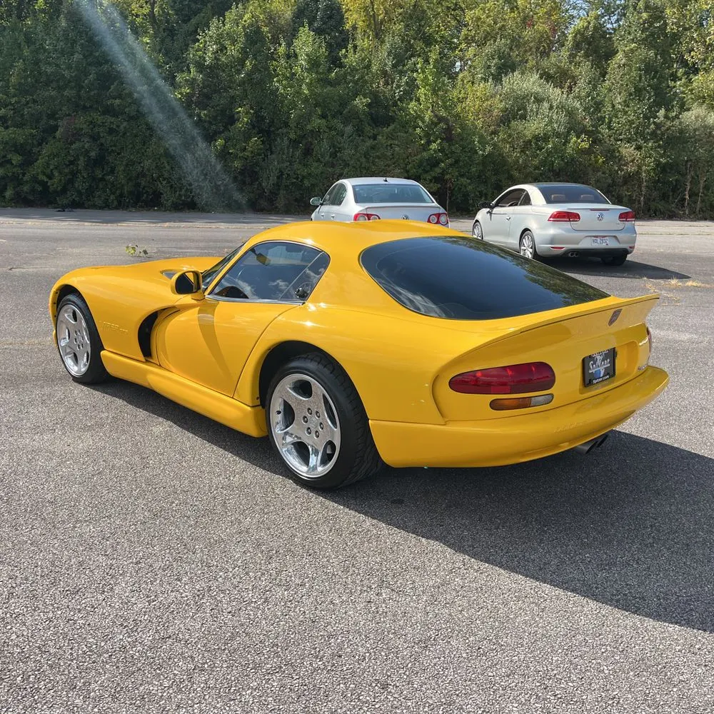 2001 Dodge Viper GTS