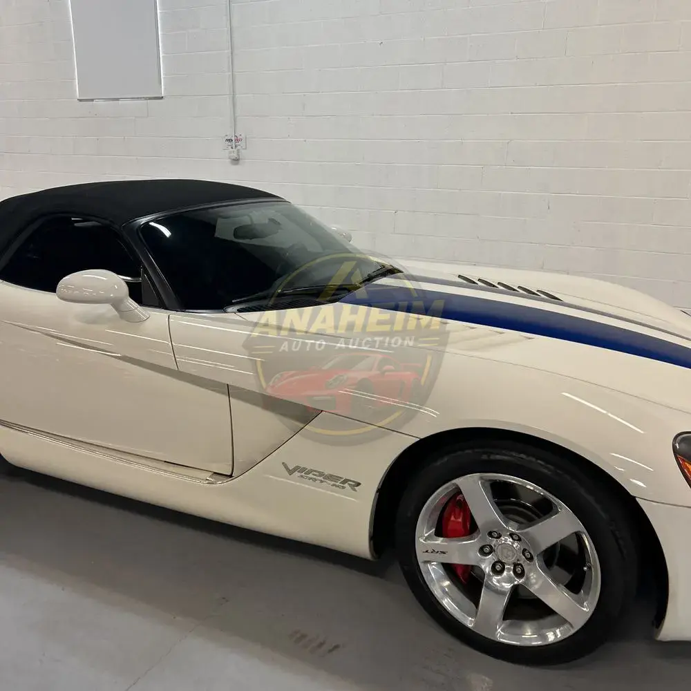 2005 Dodge Viper SRT-10