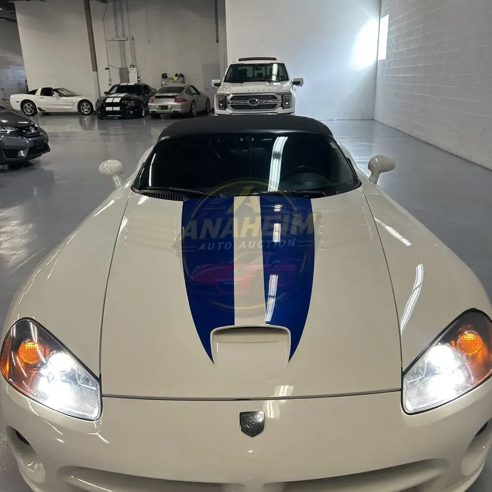 2005 Dodge Viper SRT-10