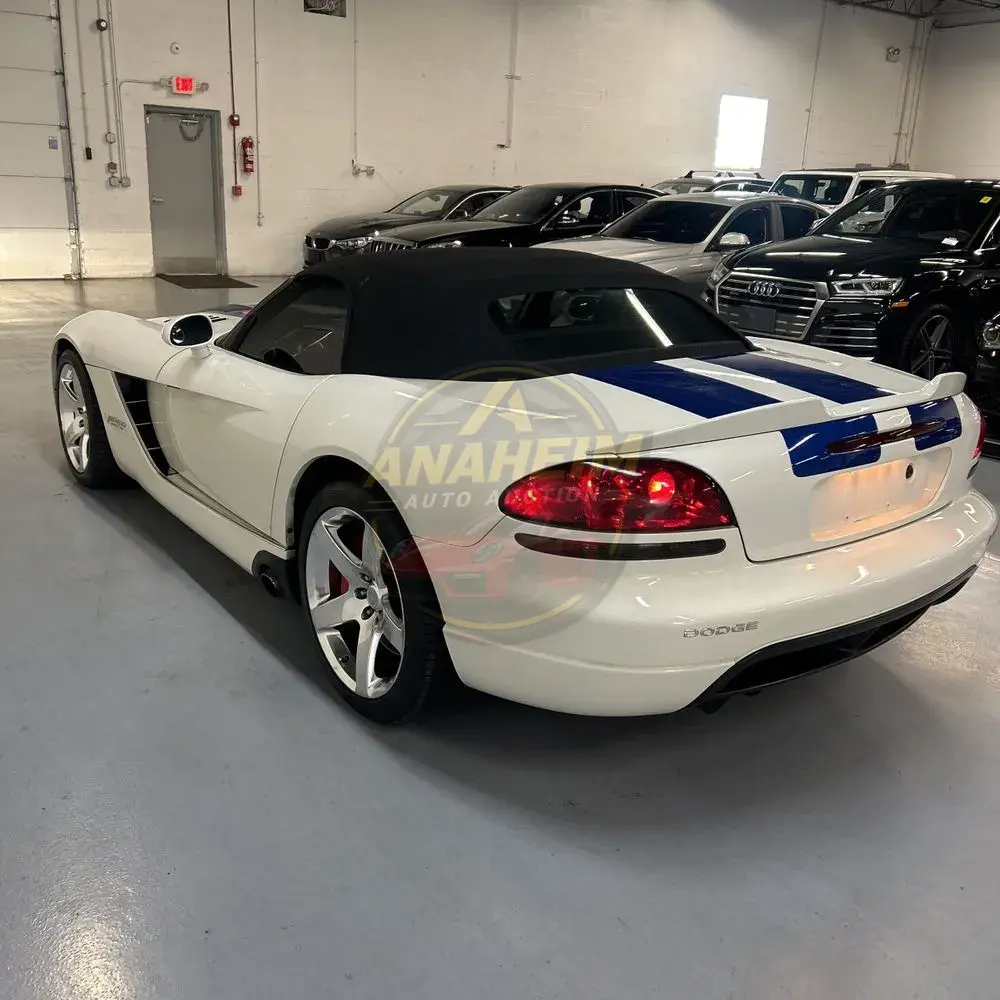 2005 Dodge Viper SRT-10