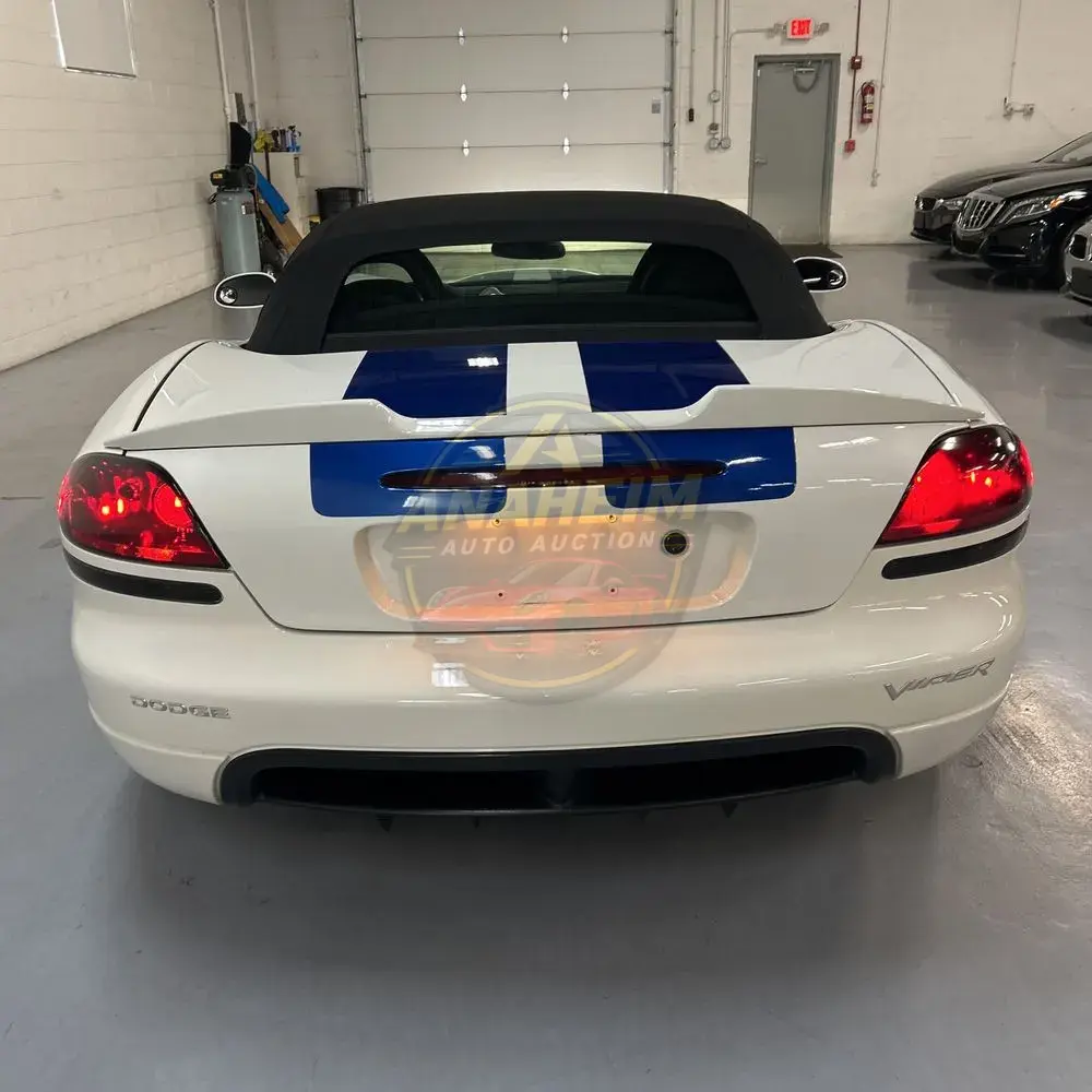 2005 Dodge Viper SRT-10