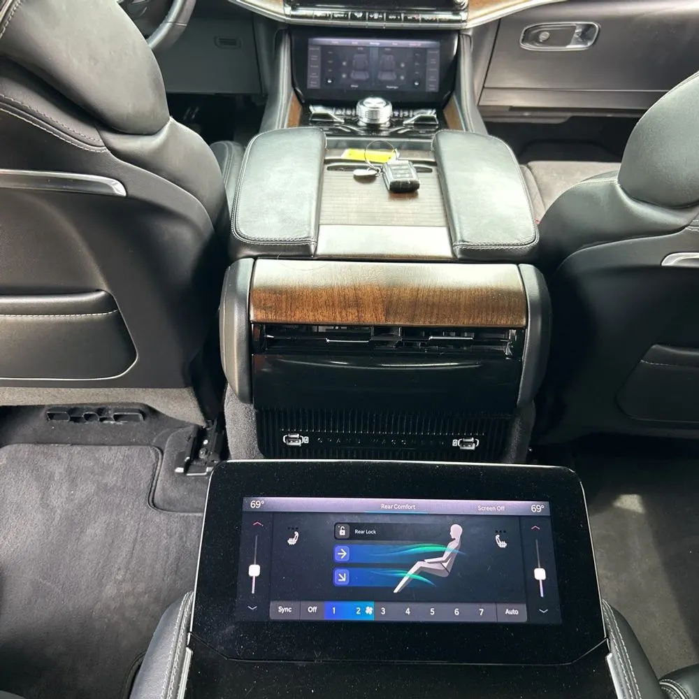 2023 Jeep Grand Wagoneer L Series II