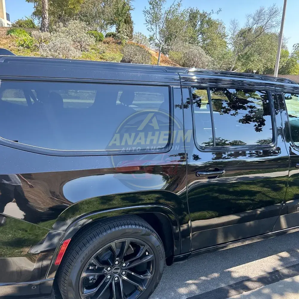 2023 Jeep Grand Wagoneer L Series III