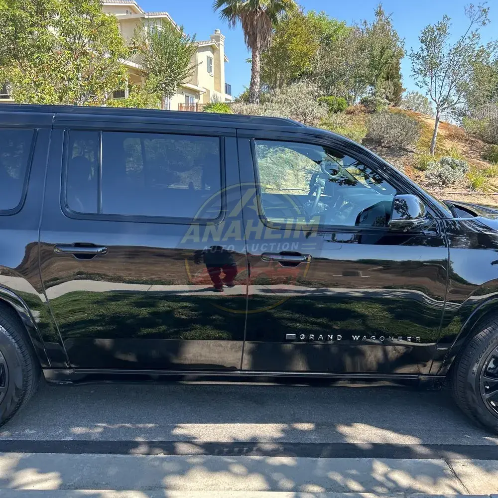 2023 Jeep Grand Wagoneer L Series III