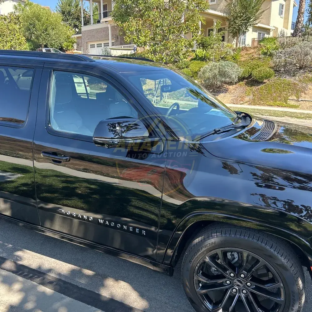 2023 Jeep Grand Wagoneer L Series III