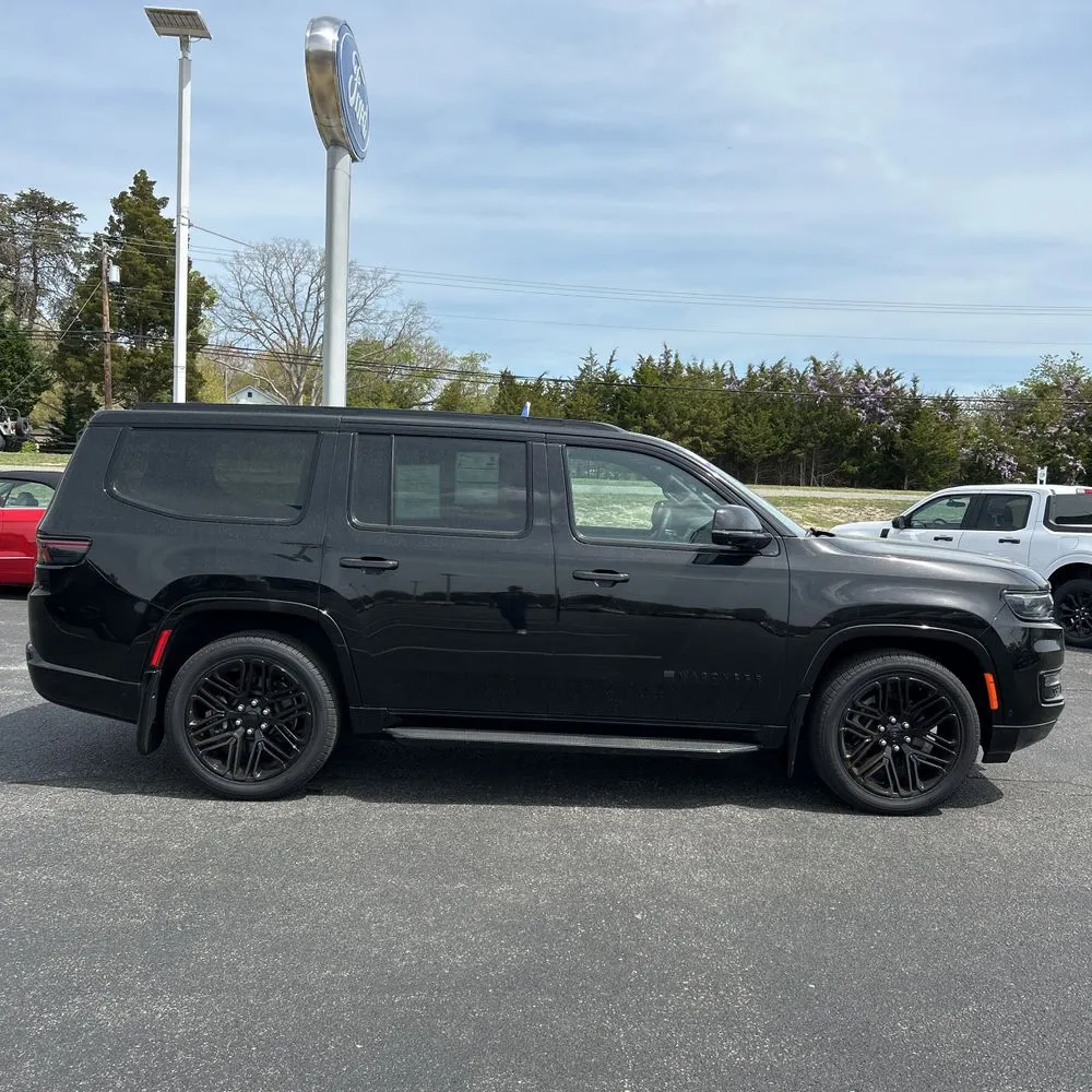 2023 Wagoneer Wagoneer Carbide