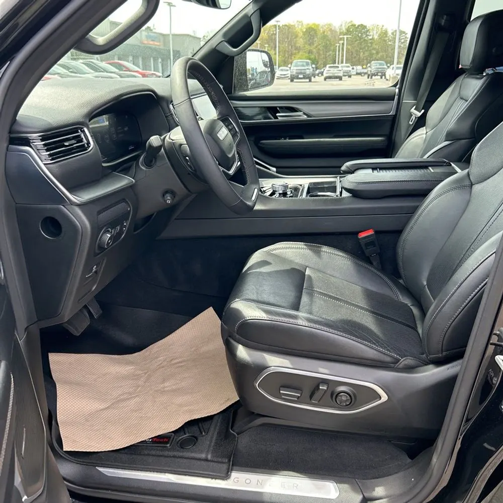 2023 Wagoneer Wagoneer Carbide