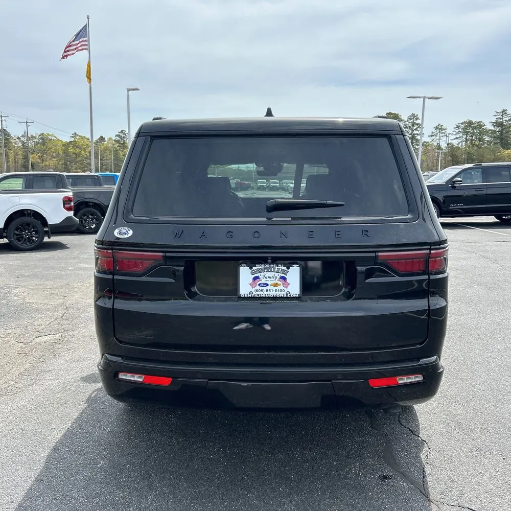 2023 Wagoneer Wagoneer Carbide
