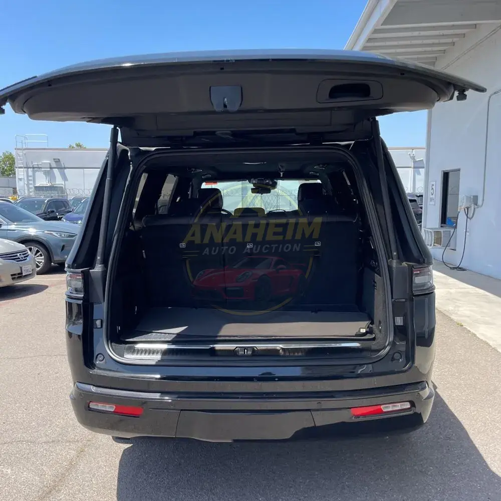 2022 Jeep Grand Wagoneer Obsidian