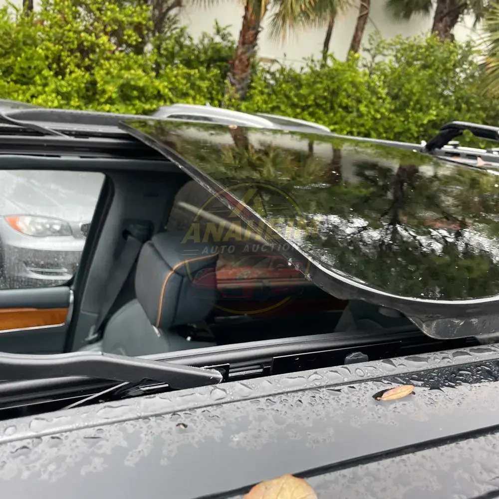 2022 Jeep Grand Wagoneer Series II