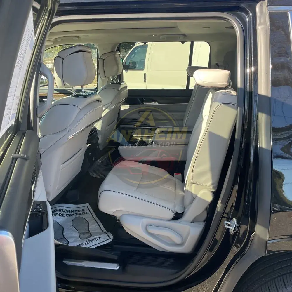 2022 Jeep Grand Wagoneer Series II