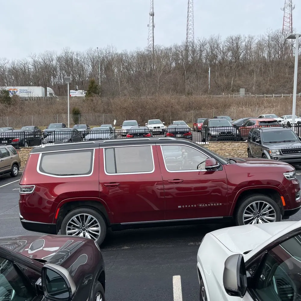 2022 Jeep Grand Wagoneer Series III