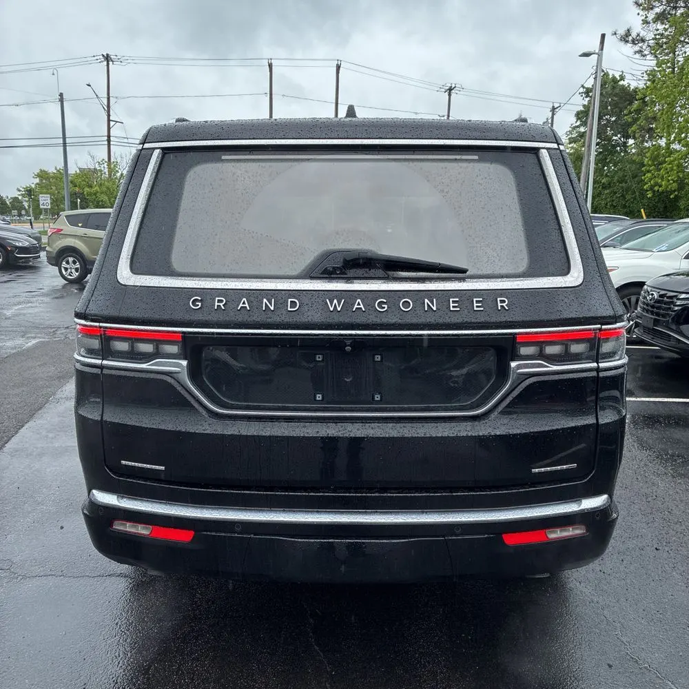 2022 Jeep Grand Wagoneer Series III