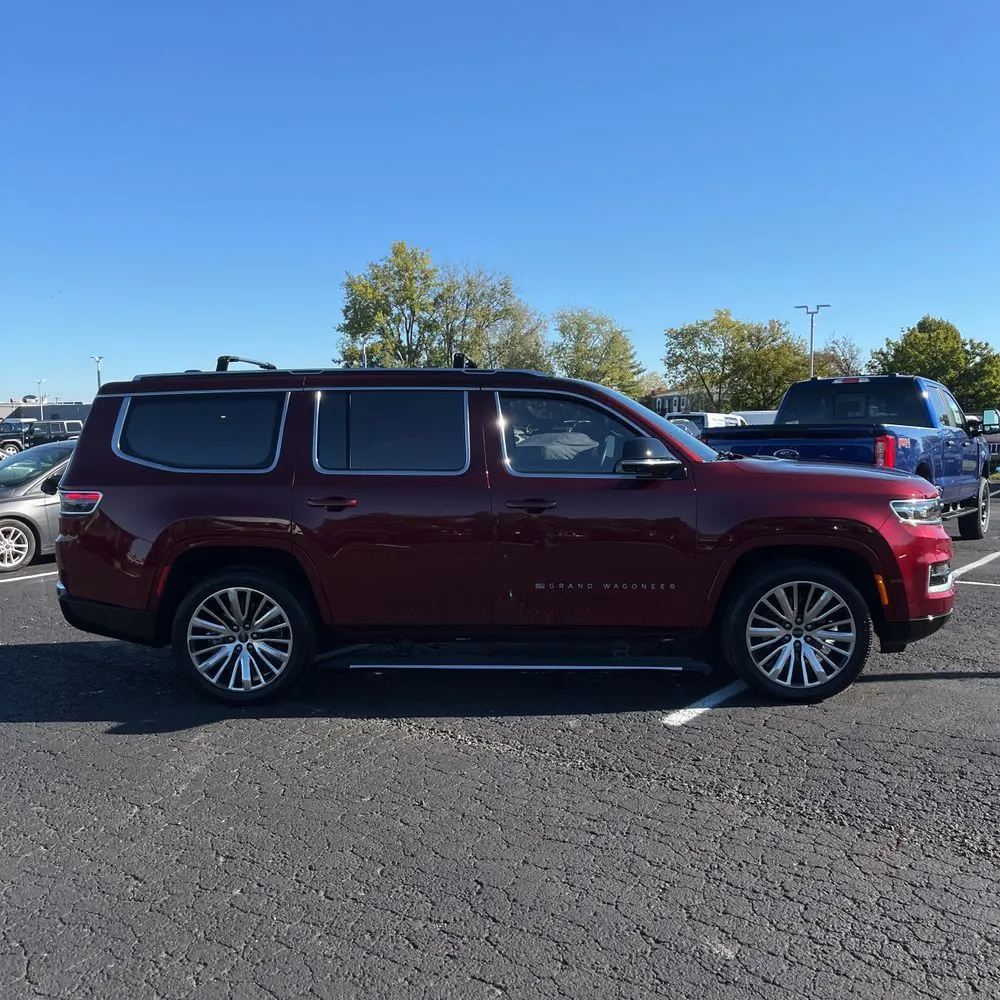 2023 Jeep Grand Wagoneer Series III