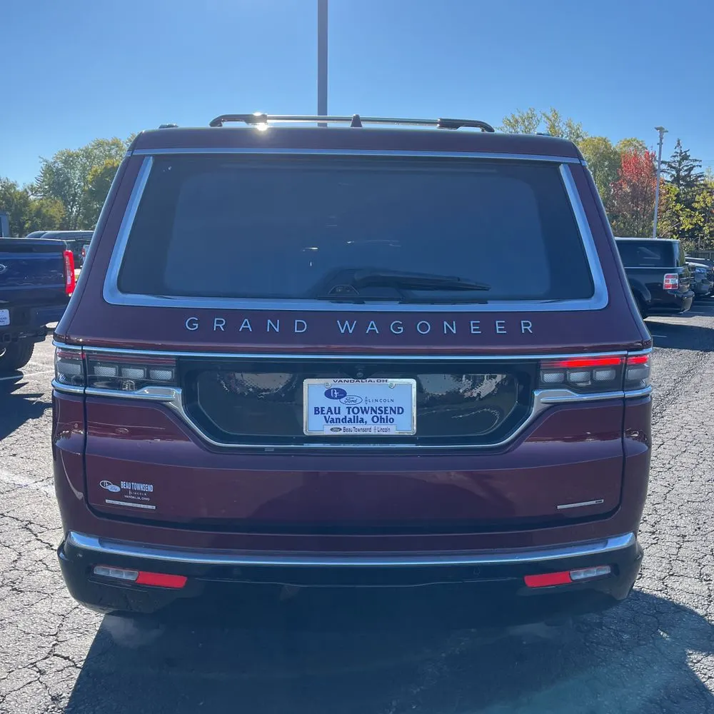 2023 Jeep Grand Wagoneer Series III