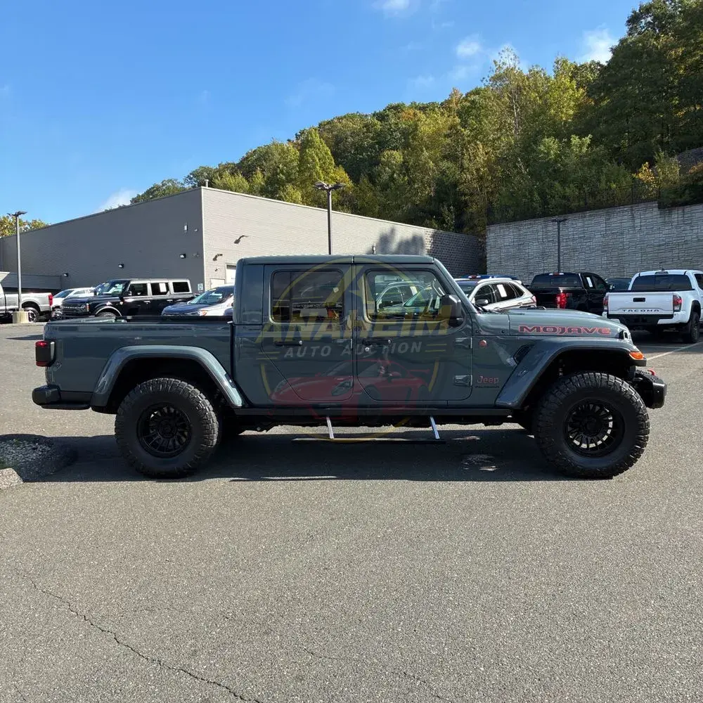 2025 Jeep Gladiator Mojave X