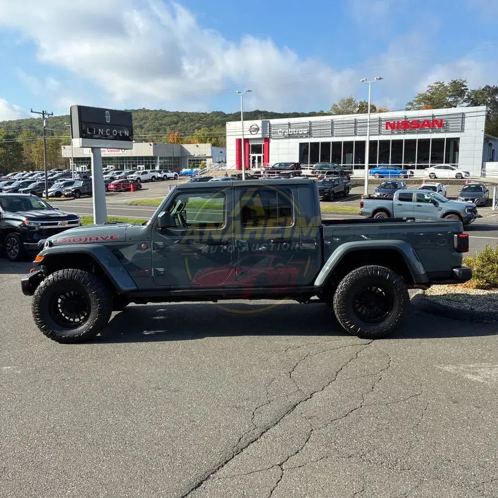 2025 Jeep Gladiator Mojave X