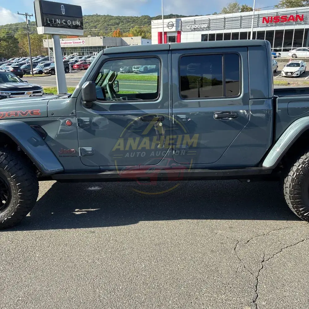 2025 Jeep Gladiator Mojave X