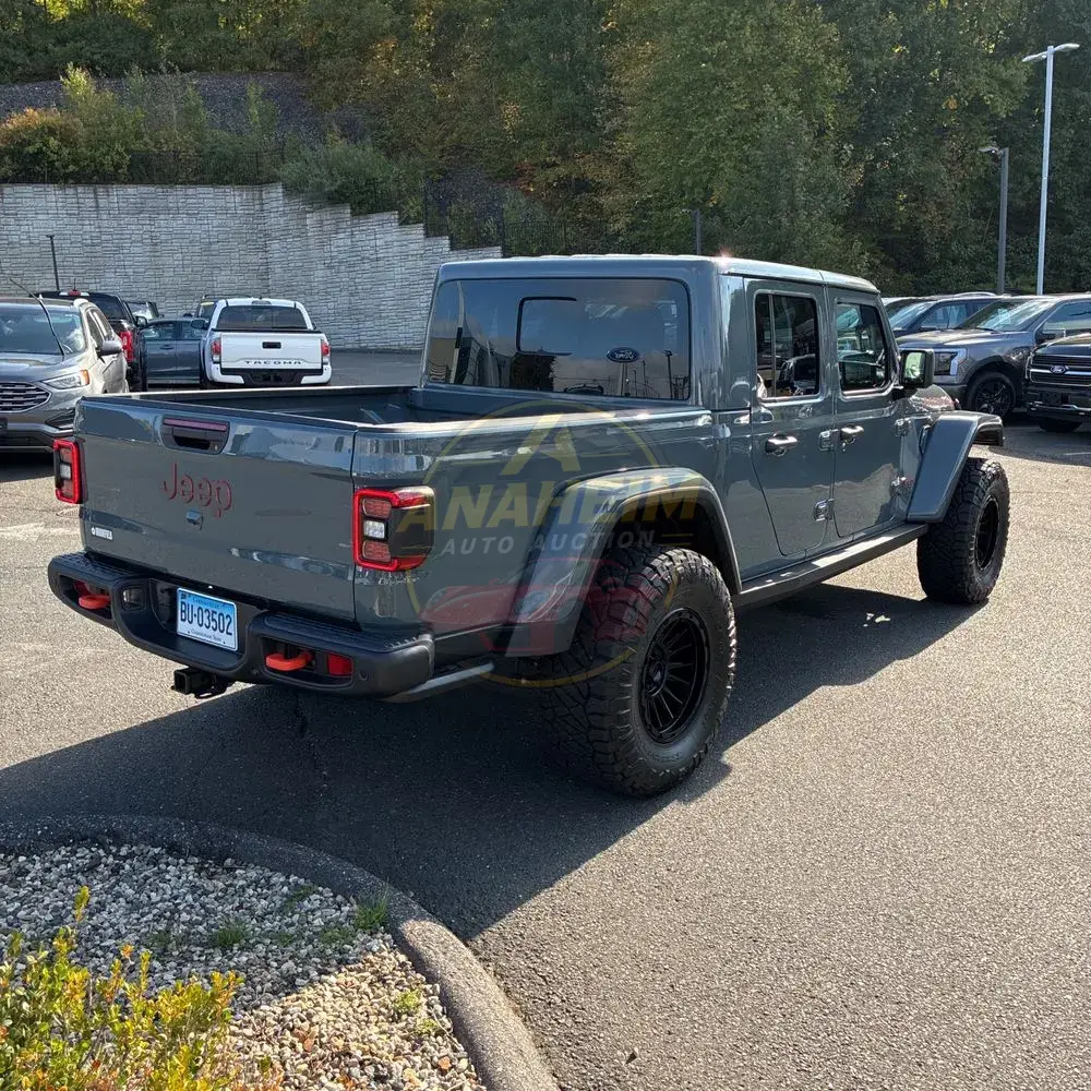 2025 Jeep Gladiator Mojave X