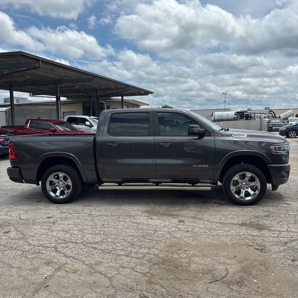 2026 Ram 1500 Lone Star Crew Cab 4x4 5'7" Box