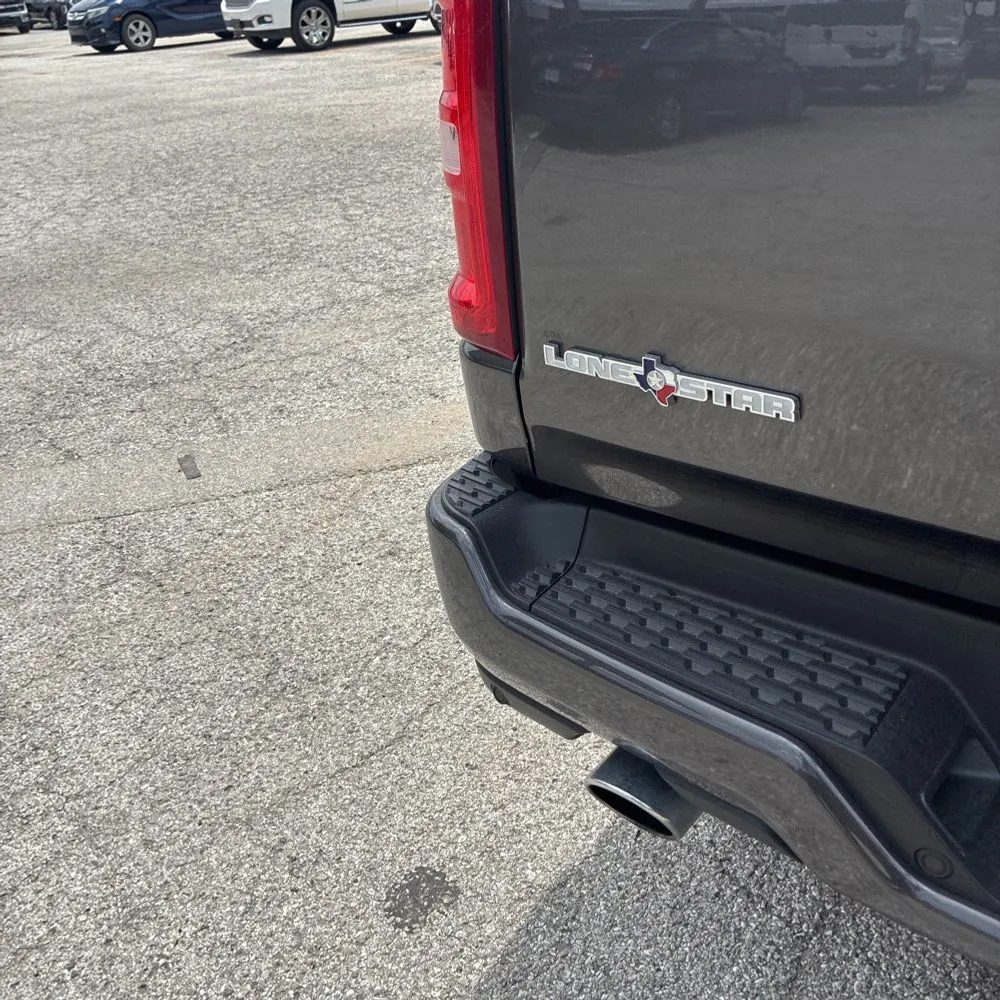 2026 Ram 1500 Lone Star Crew Cab 4x4 5'7" Box