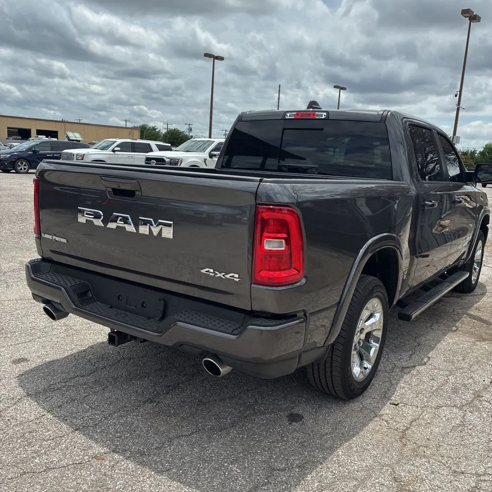 2026 Ram 1500 Lone Star Crew Cab 4x4 5'7" Box
