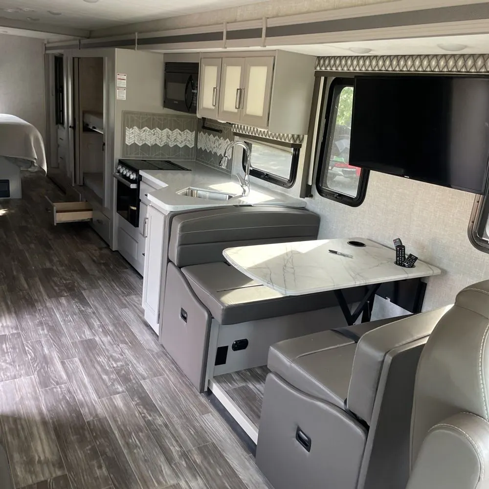 2021 Ford Super Duty DRW F53