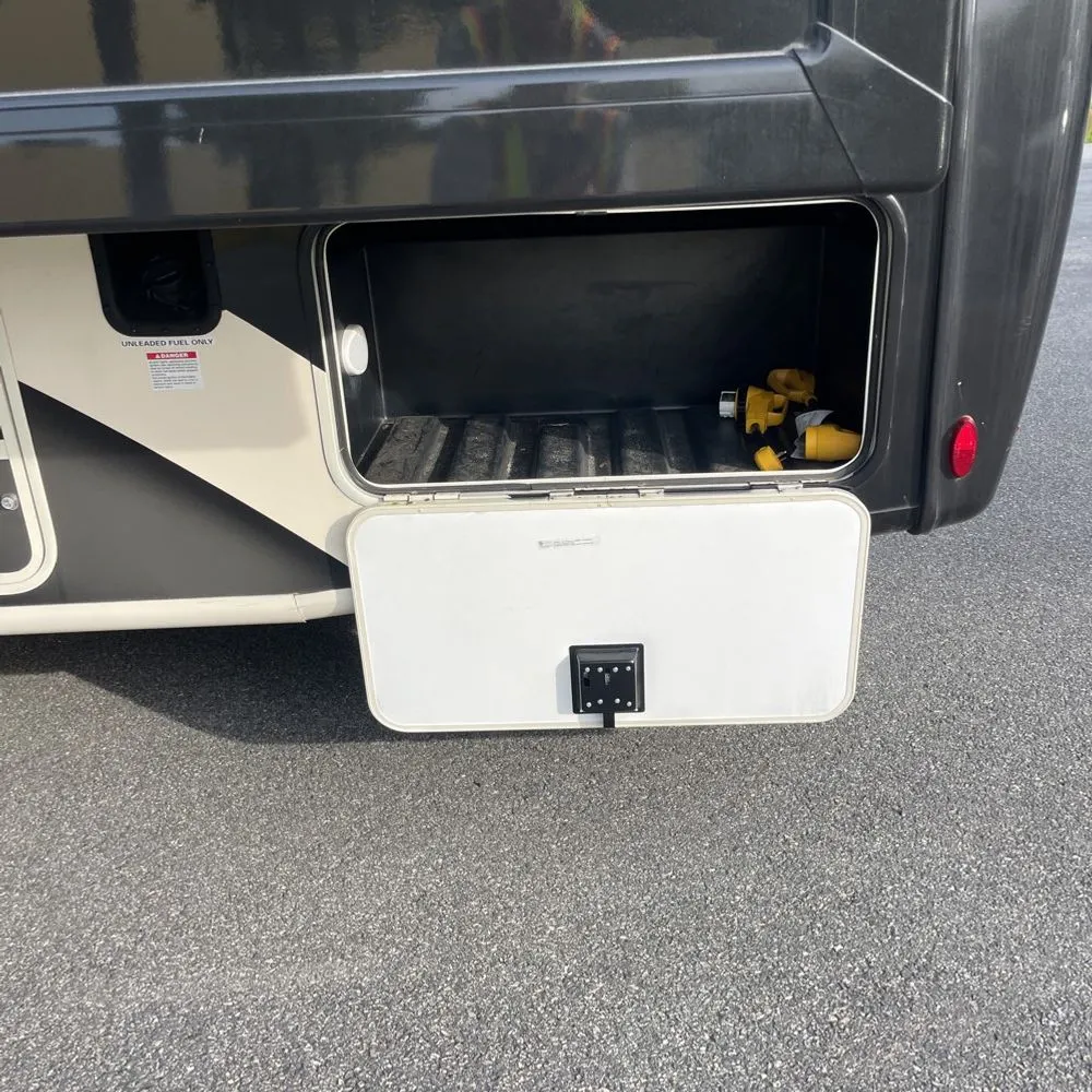 2021 Ford Super Duty DRW F53