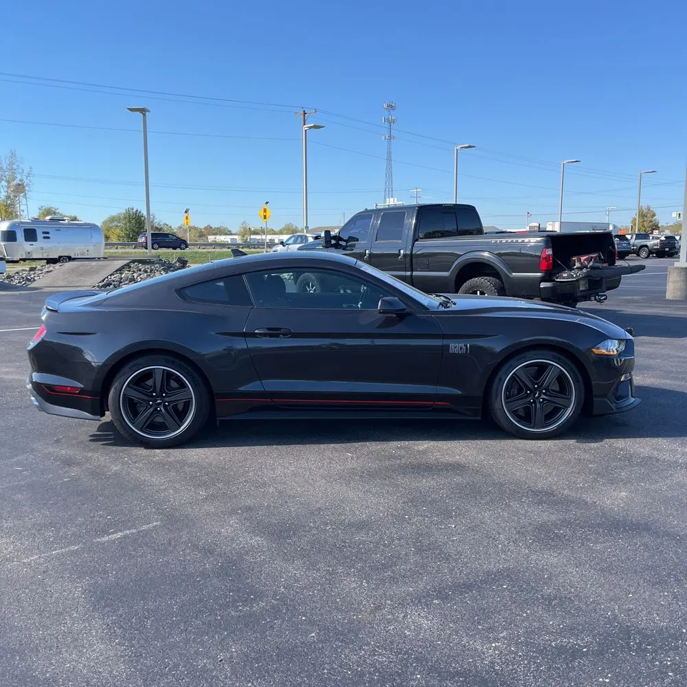 2022 Ford Mustang Mach 1