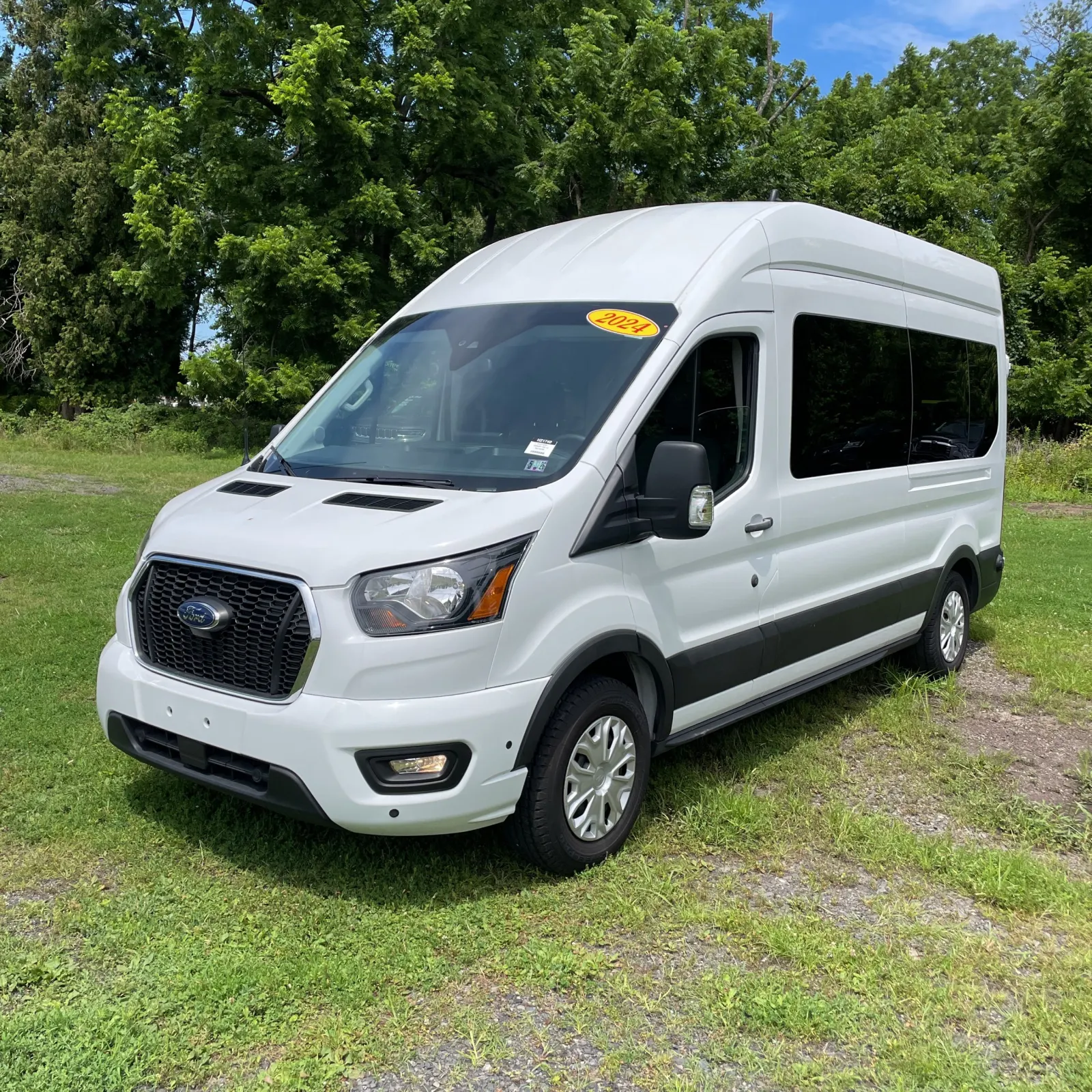 2024 Ford Transit 350 XLT