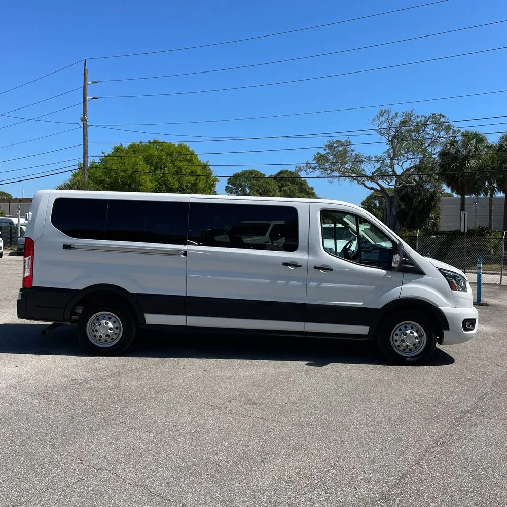 2023 Ford Transit 350 XLT