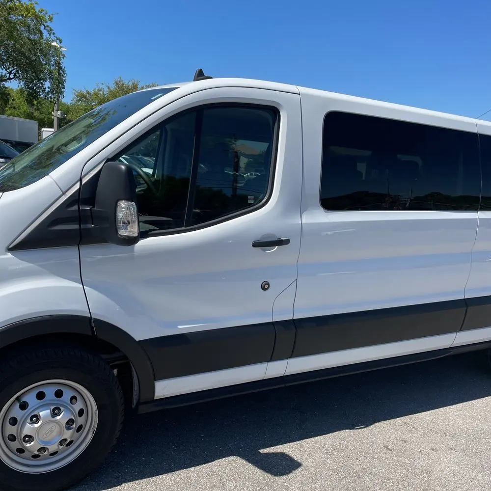 2023 Ford Transit 350 XLT