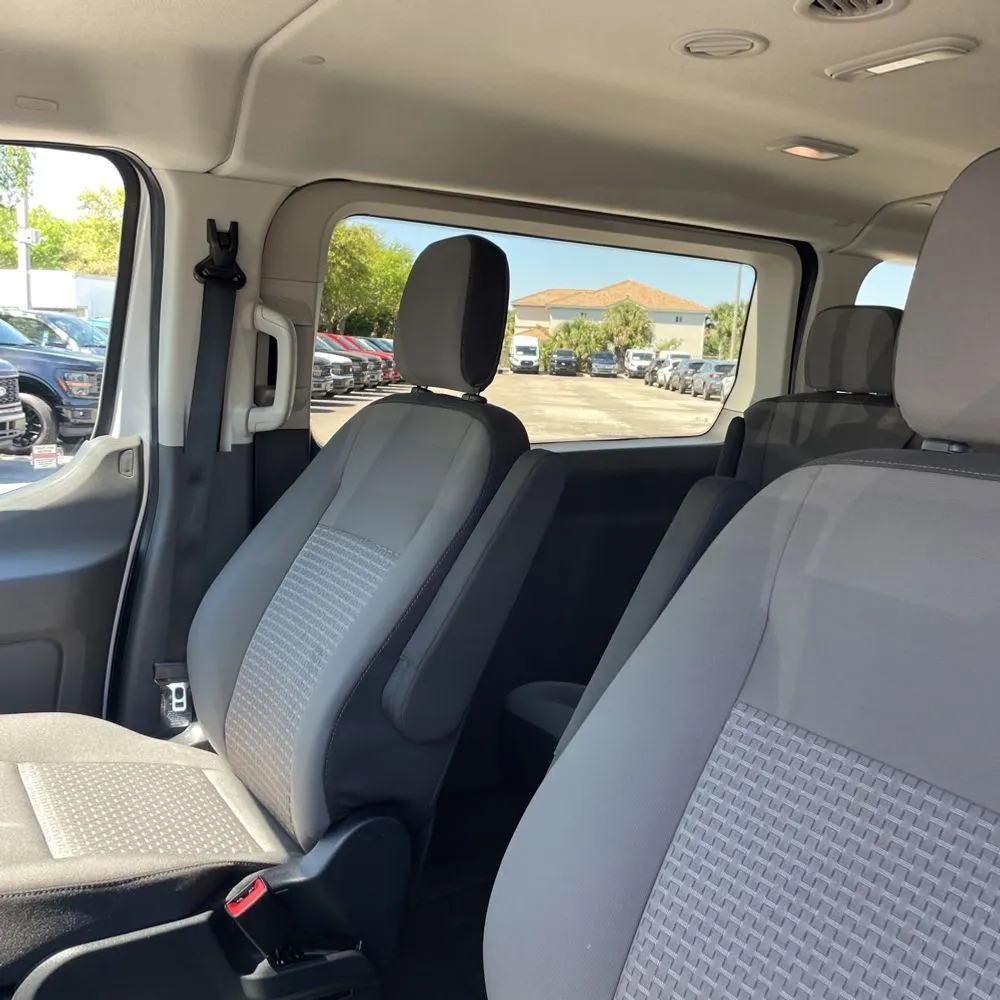 2023 Ford Transit 350 XLT