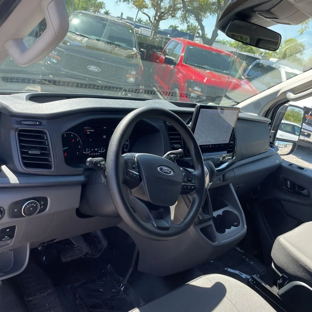 2023 Ford Transit 350 XLT