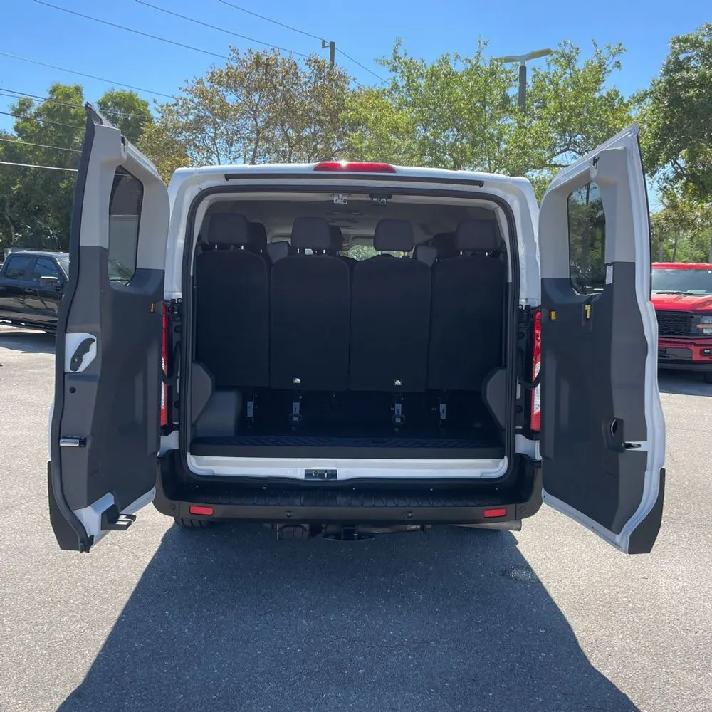 2023 Ford Transit 350 XLT