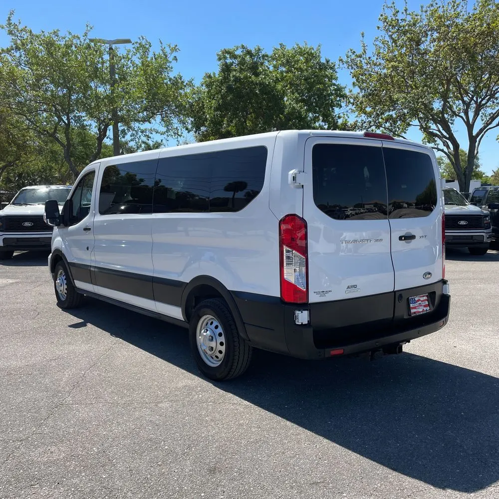 2023 Ford Transit 350 XLT