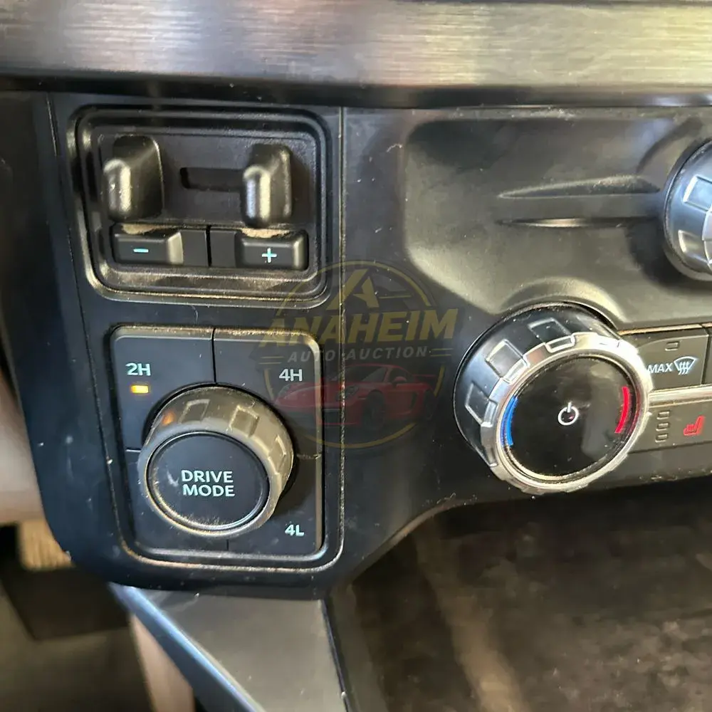 2024 Ford S/D C/C F450 Lariat