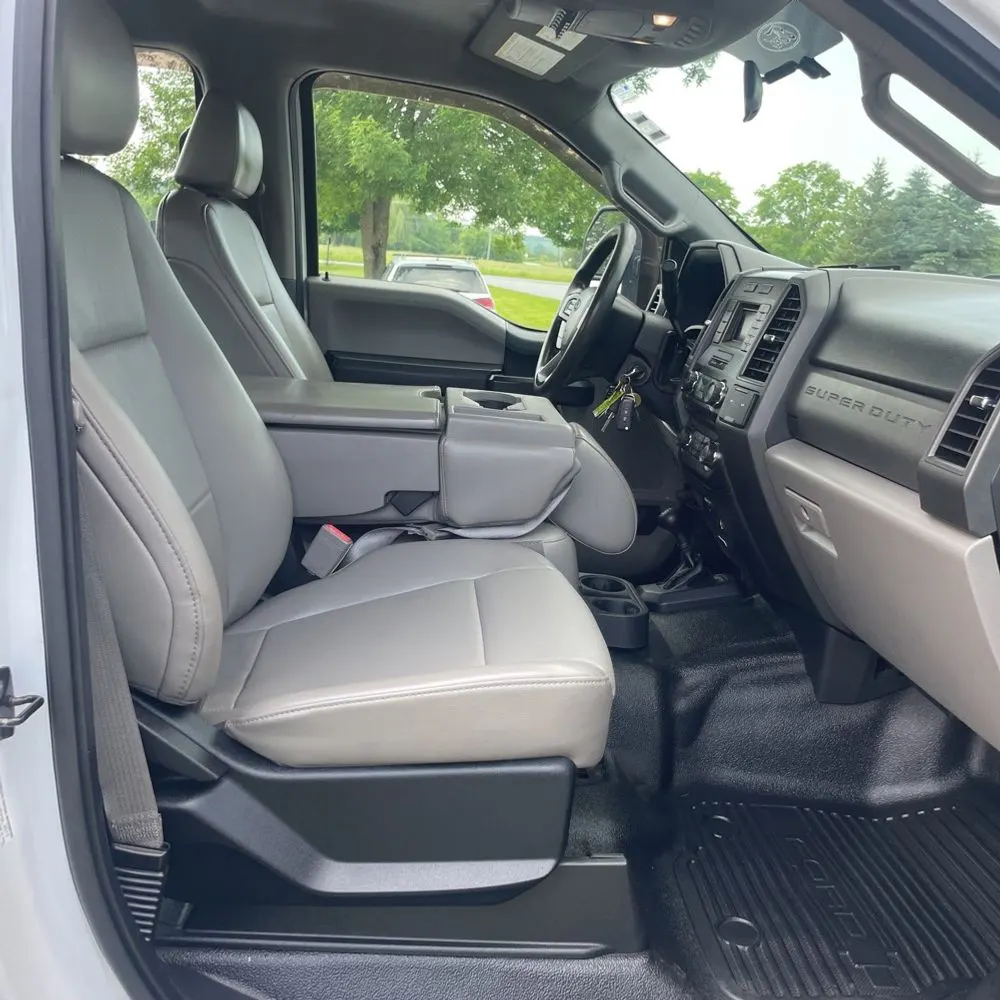 2017 Ford Commercial Conv Crew Cab 4X4 (CA60-84)