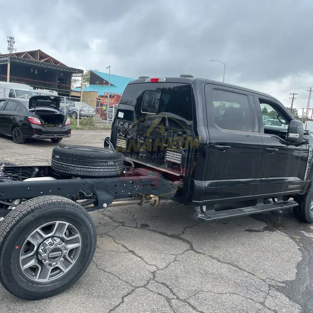 2024 Ford S/D C/C F350 Lariat