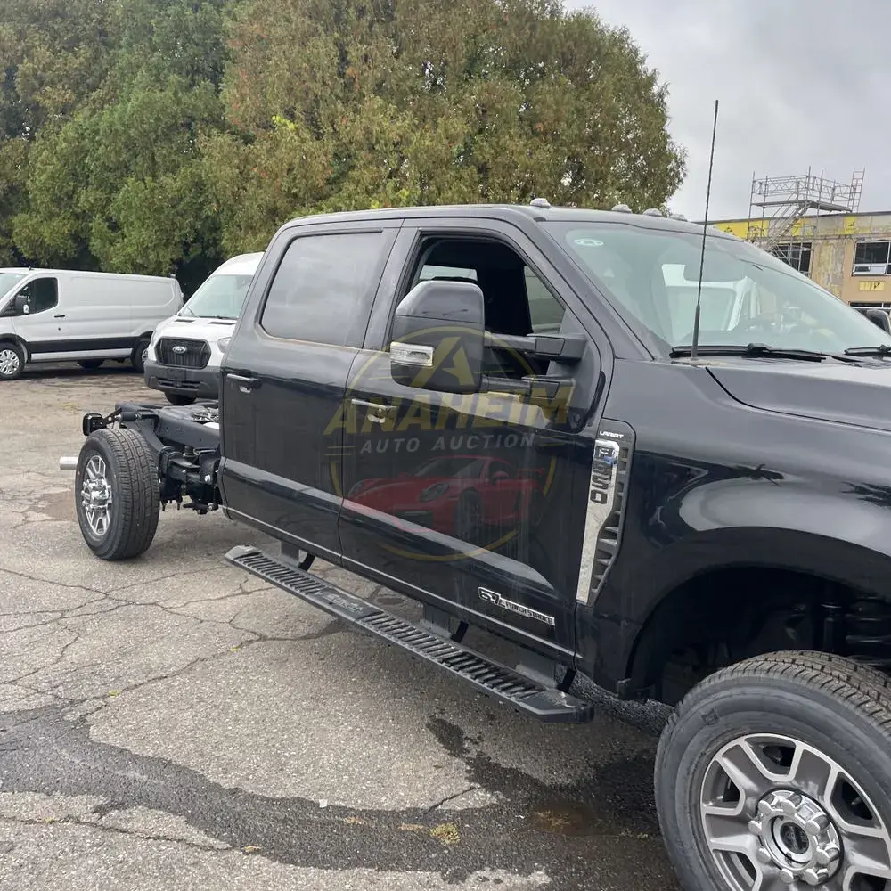 2024 Ford S/D C/C F350 Lariat