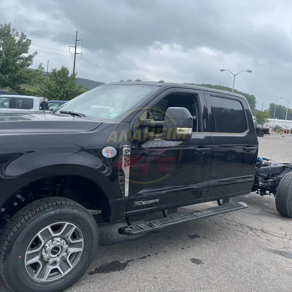2024 Ford S/D C/C F350 Lariat