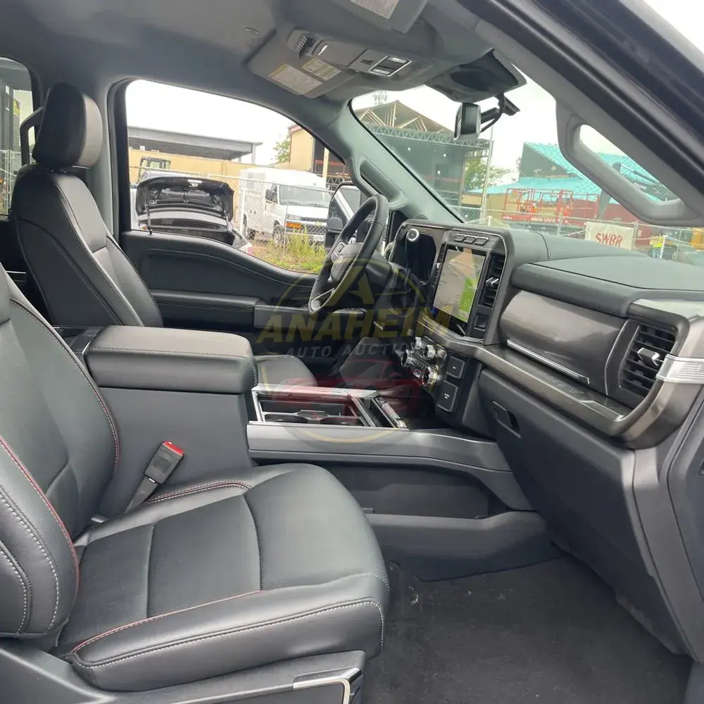 2024 Ford S/D C/C F350 Lariat