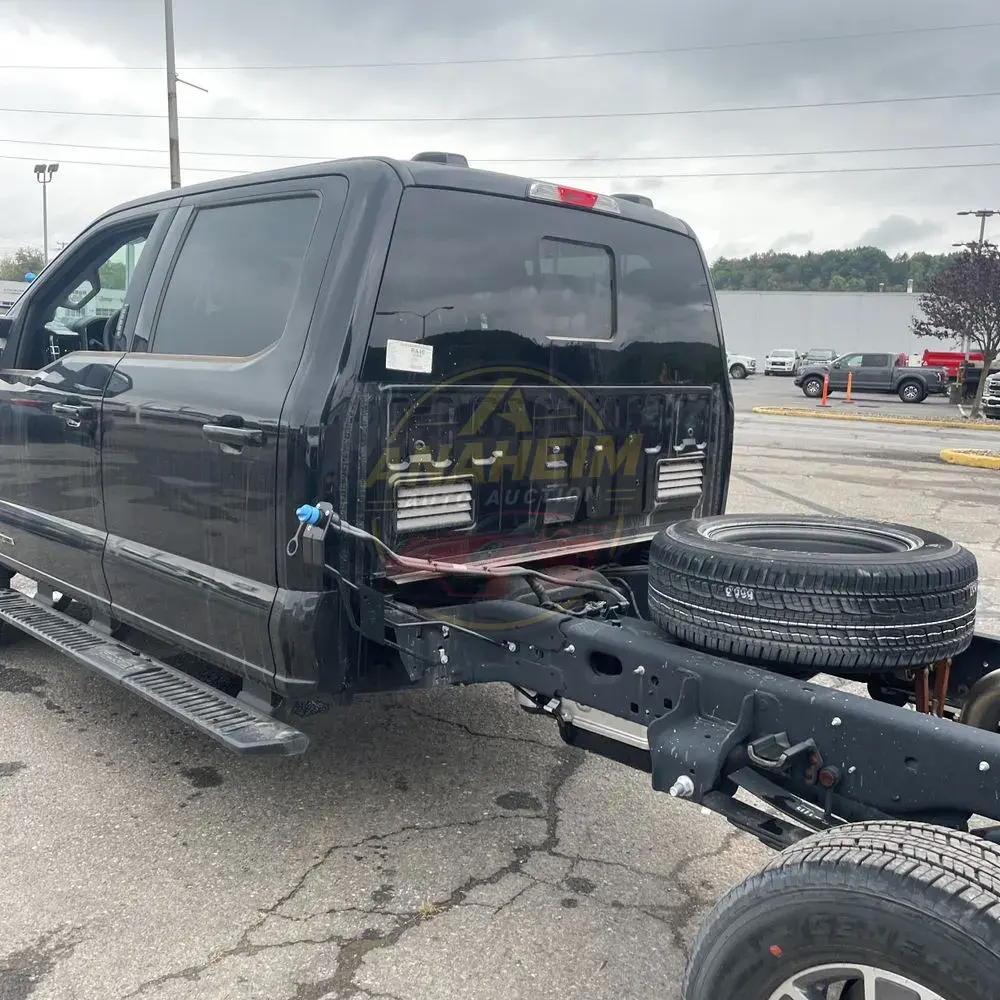 2024 Ford S/D C/C F350 Lariat