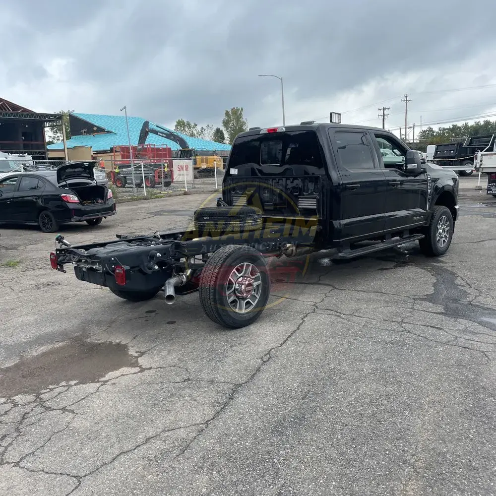 2024 Ford S/D C/C F350 Lariat