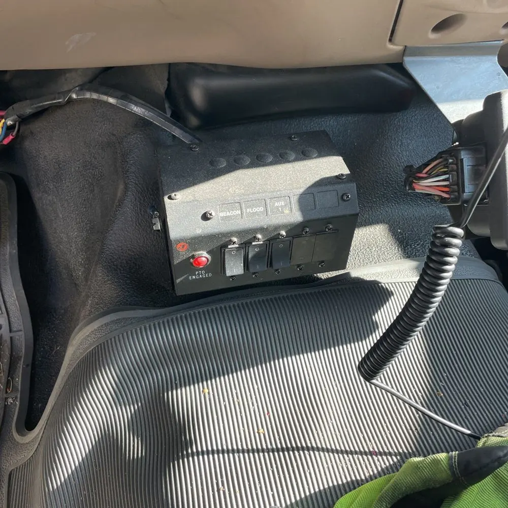 2000 Ford Commercial Conv Cab 4X2 (CA60-120)