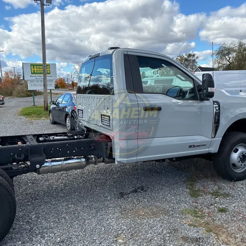2025 Ford S/D C/C F350 XL