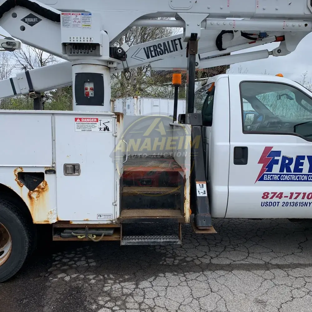 2012 Ford Commercial Conv Cab 4X4 (CA60-120)