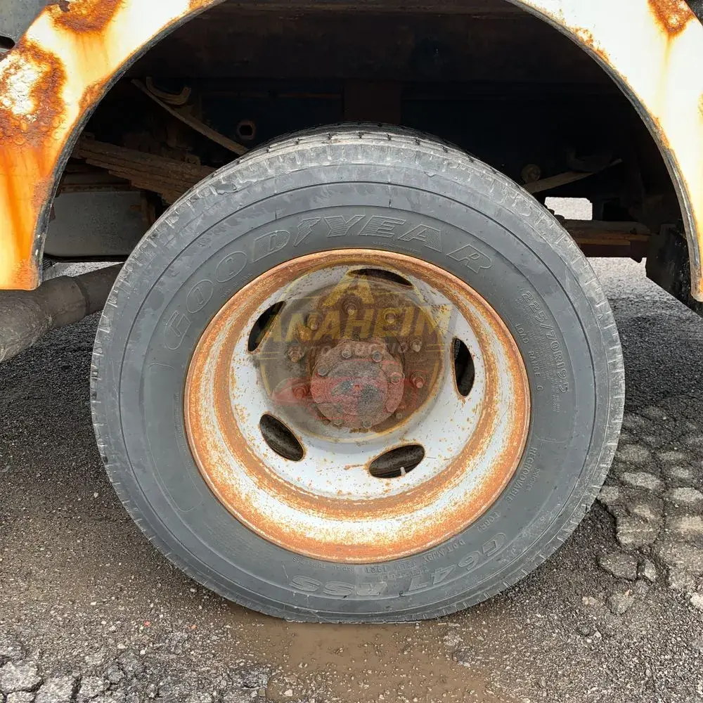 2012 Ford Commercial Conv Cab 4X4 (CA60-120)