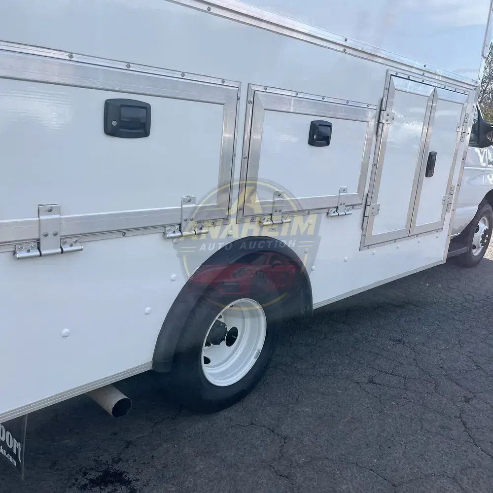 2023 Ford E-Series E-350 SD