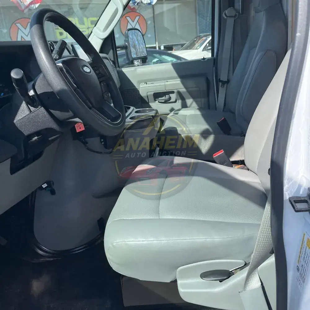 2023 Ford E-Series E-350 SD
